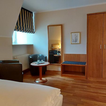 Hotel Kaiserhof Am Dom Ratisbonne Extérieur photo